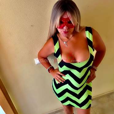 Natalia 40 años Latina